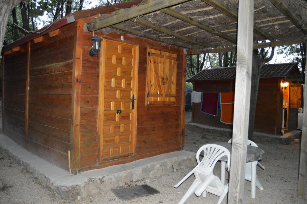 Cabanas Camping Sierra De Penascosa Extérieur photo